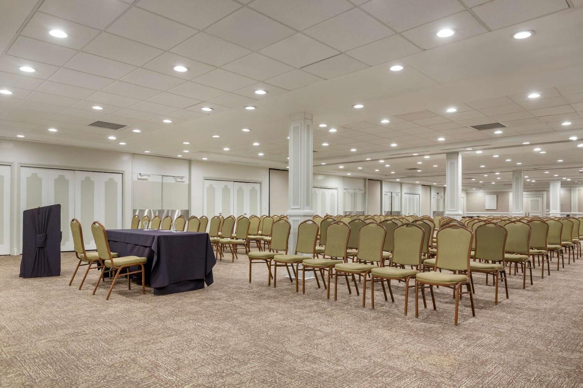Radisson Southfield-detroit Hotel 3*